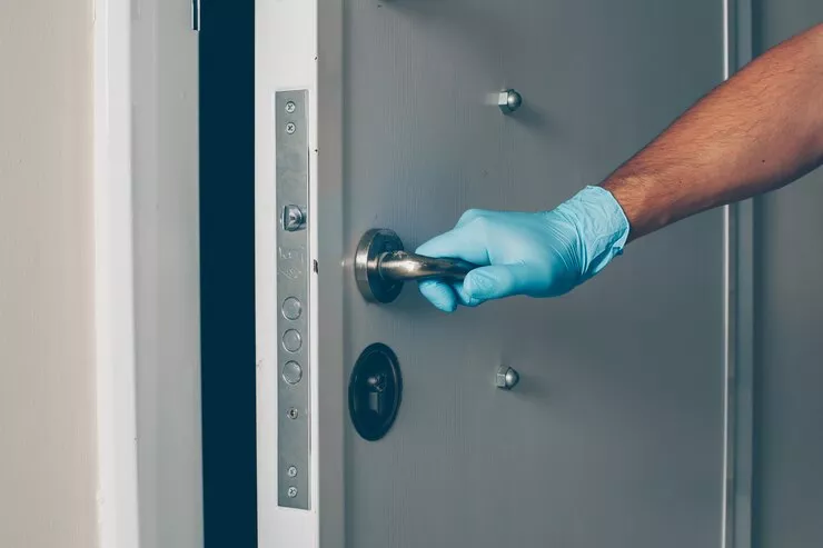 Cuanto cuesta instalacion y material puertas de entrada para casa - ¿Cuánto cuesta instalación y material puertas de entrada para casa?