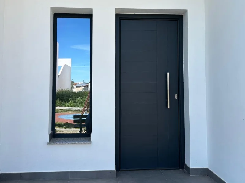 Que tipos de puertas de entrada combinan diseno y seguridad para casas modernas - ¿Qué tipos de puertas de entrada combinan diseño y seguridad para casas modernas?