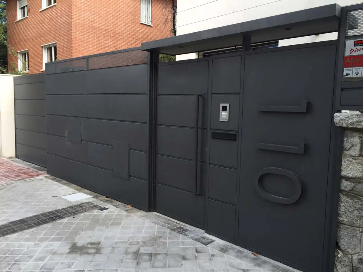Puertas automaticas de garaje - Instalacion Puertas de Seguridad y Puertas de Entrada