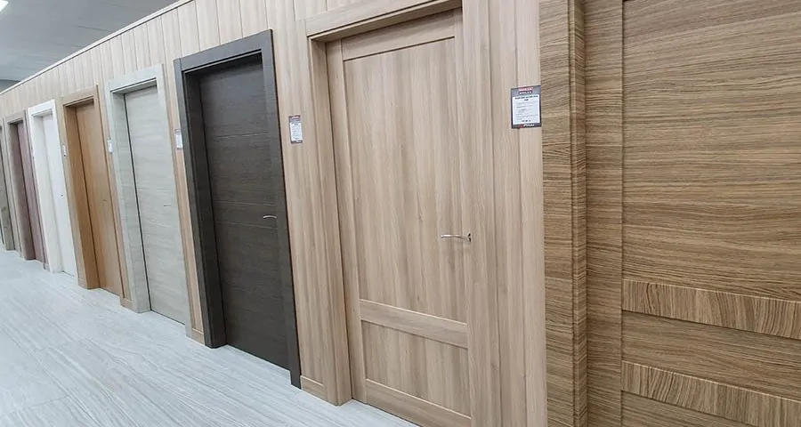 Donde puedo comprar e instalar puertas de entrada en Barcelona 900x480 - ¿Dónde puedo comprar e instalar puertas de entrada en Barcelona?